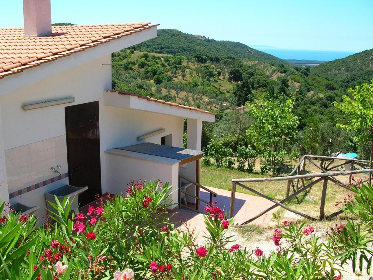 Divacamp Glamping Resort Campiglia Marittima Luaran gambar