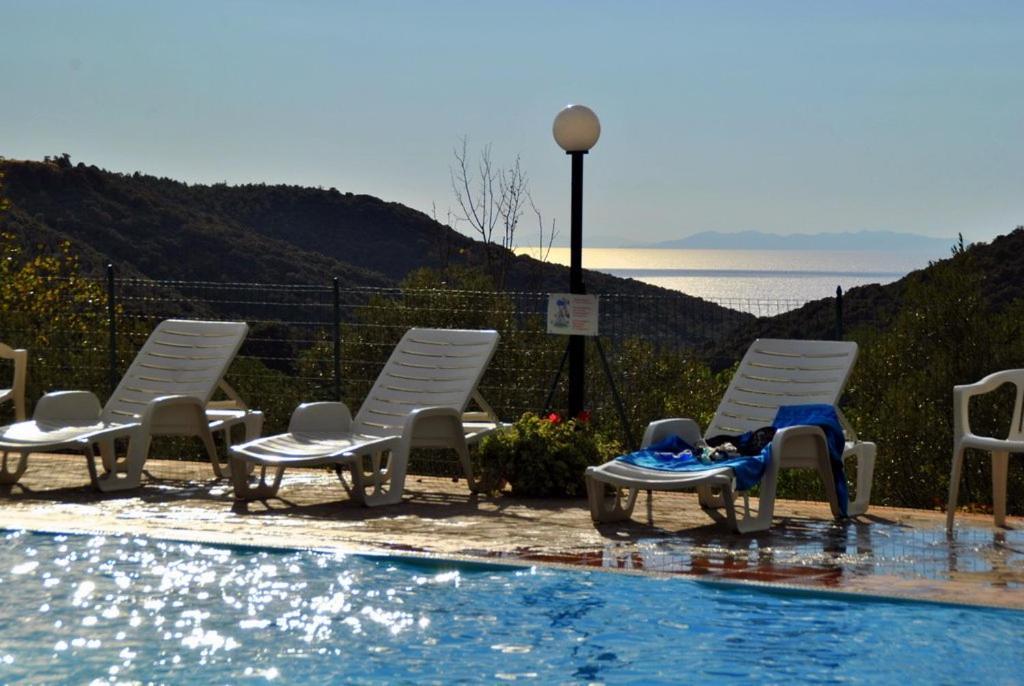 Divacamp Glamping Resort Campiglia Marittima Luaran gambar